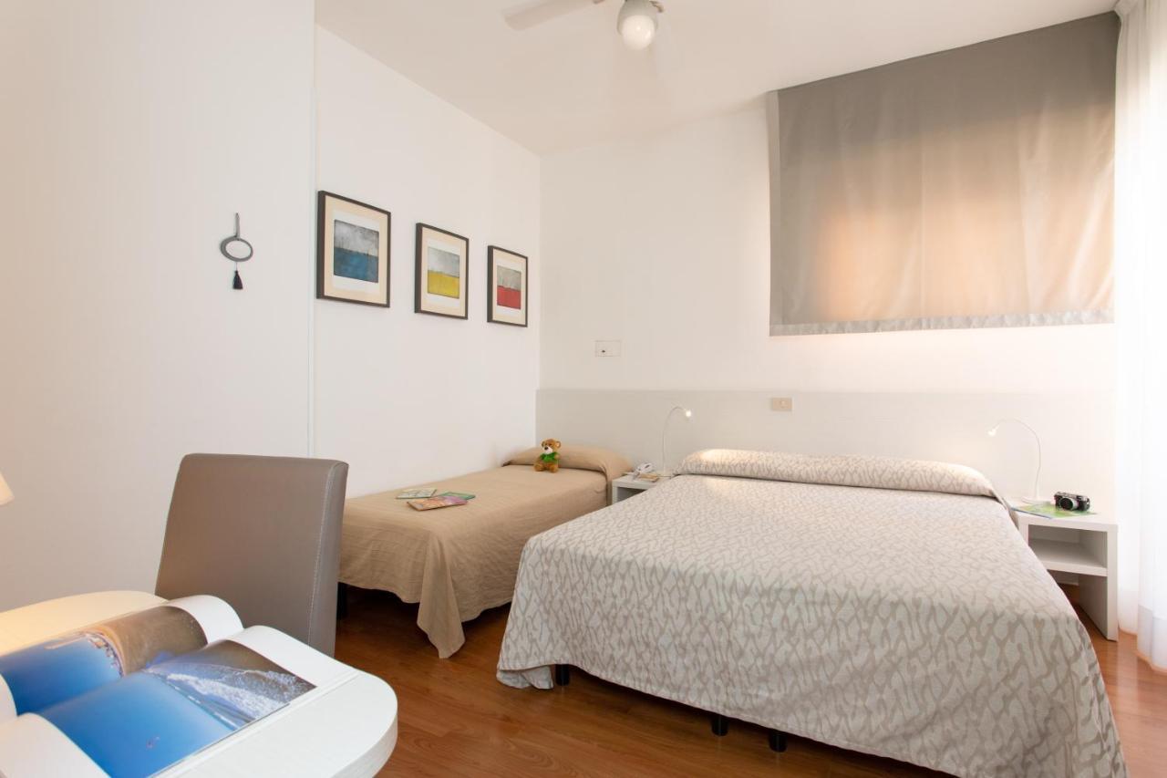 Hotel Telenia Лидо ди Йезоло Екстериор снимка