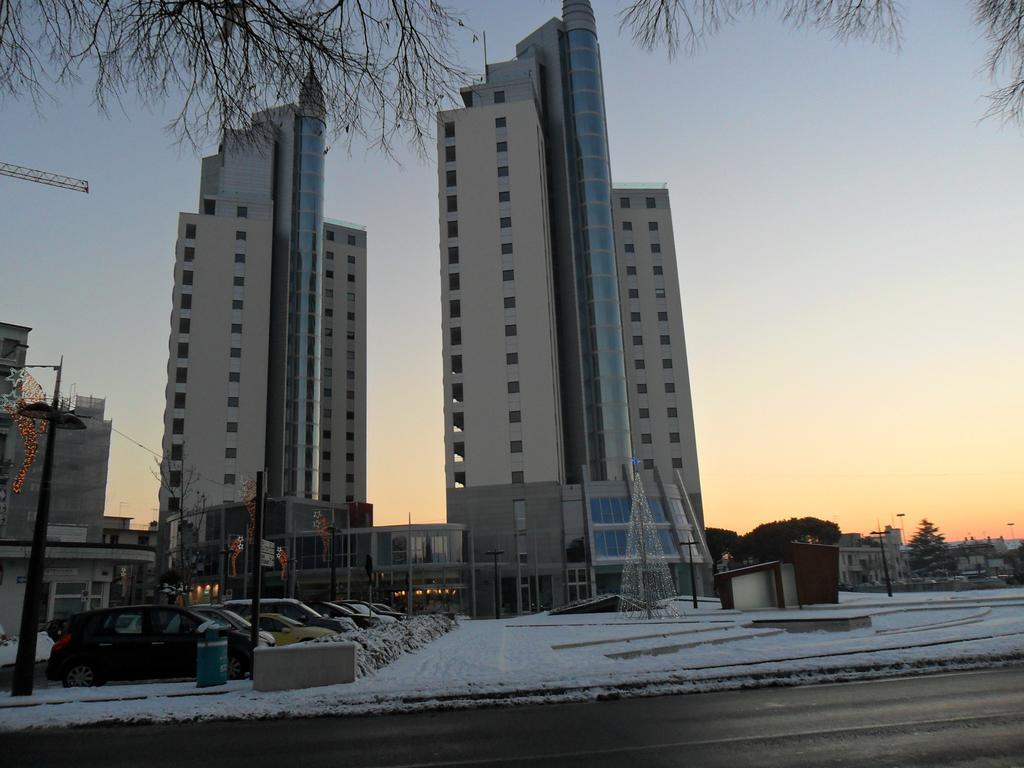 Hotel Telenia Лидо ди Йезоло Екстериор снимка