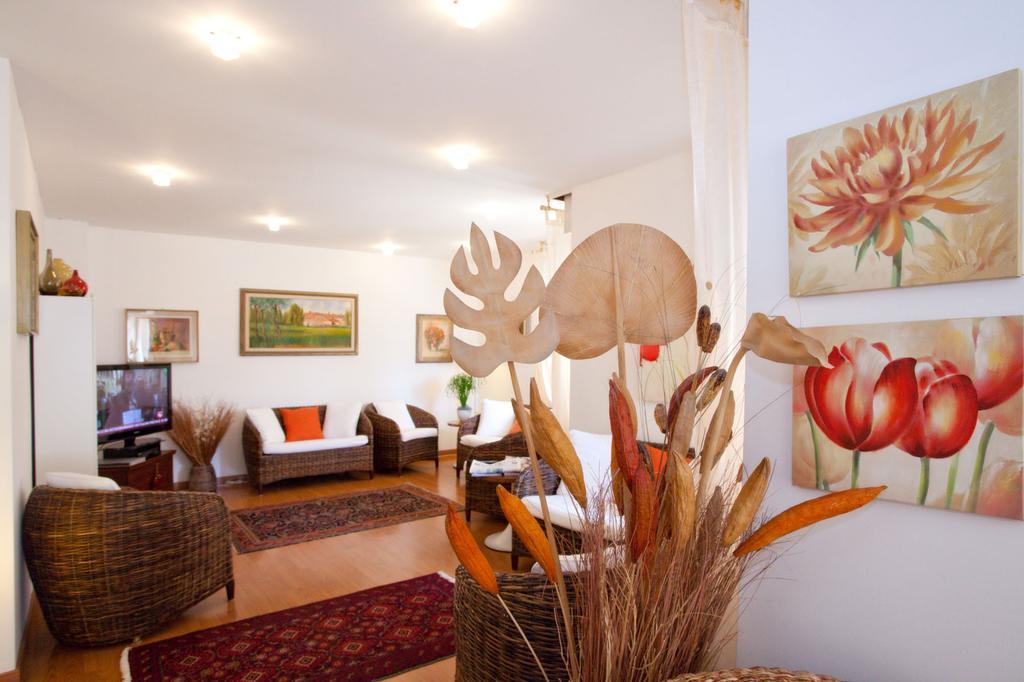 Hotel Telenia Лидо ди Йезоло Екстериор снимка