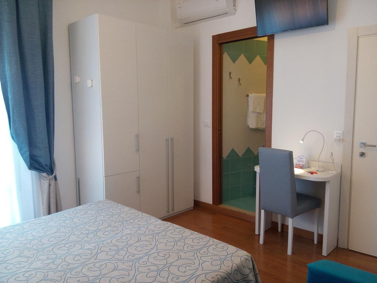 Hotel Telenia Лидо ди Йезоло Екстериор снимка